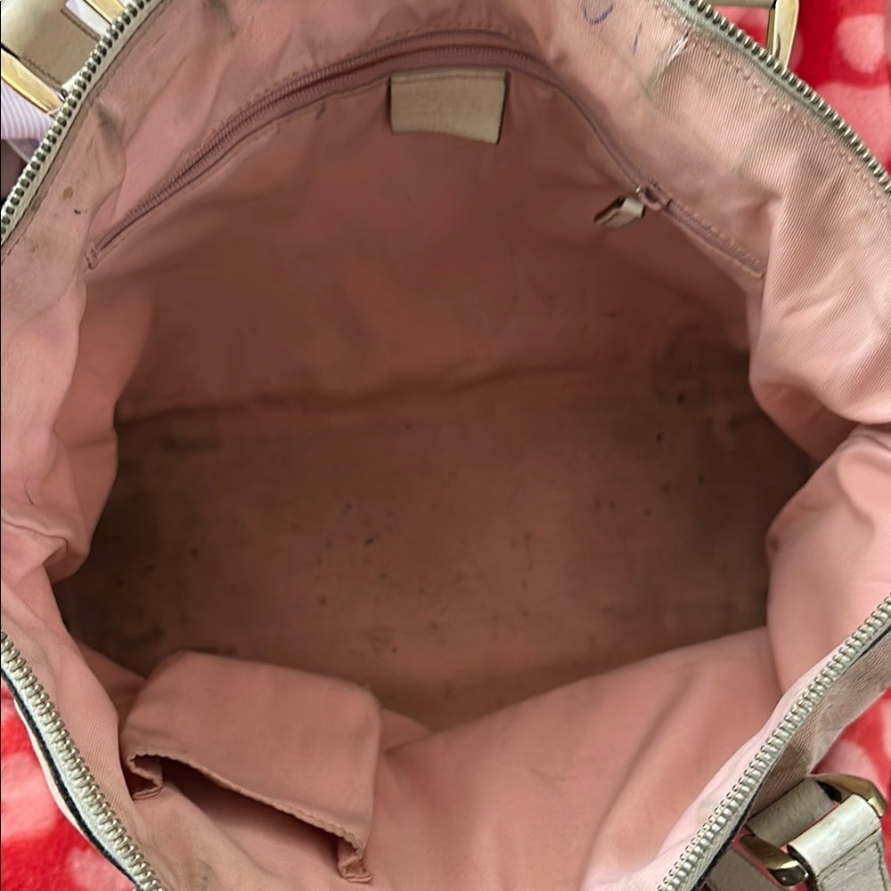 Gucci Pink Canvas gold hardware medium handbag - Picture 5 of 7